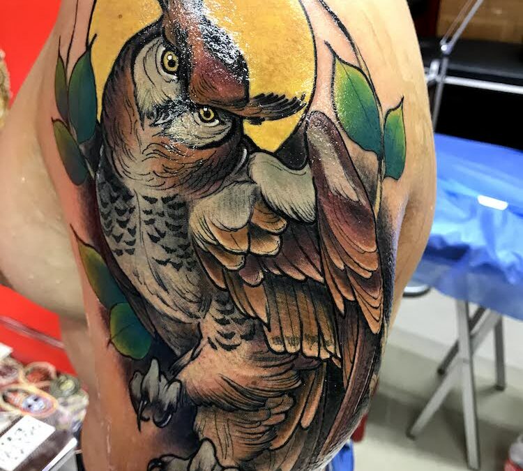 Tatuaje realizado por el artista tatuador Andrés Sepúlveda para Kaifa´s Tattoo Studio Madrid (Moncloa Chamberí), con materiales veganos y cruelty free. Diseño lleno de color, estilo Neotradi