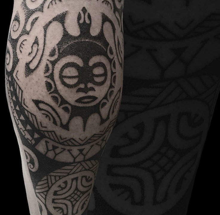 Foto del tatuaje hecho por el artista tatuador Totemikoh en Kaifa´s Tattoo Studio Madrid (Moncloa Chamberí) , estilo polinesio con materiales veganos y cruelty free