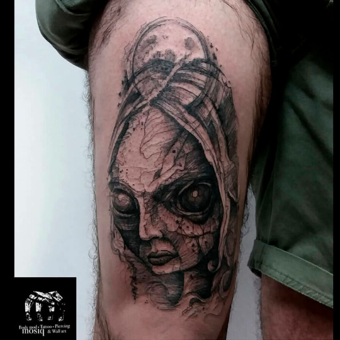 Foto del tatuaje del artista Raúl Rodríguez para Kaifa´s Tattoo Studio en Madrid, realizado con materiales veganos y cruelty free, estilo Sketch