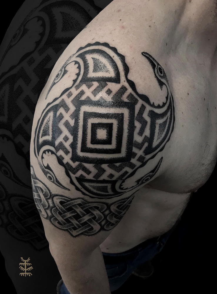 Foto del tatuaje hecho por el artista tatuador Totemikoh en Kaifa´s Tattoo Studio Madrid (Moncloa Chamberí) , estilo celtic celta,